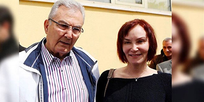 Deniz Baykal'ın kızı Aslı Baykal CHP'den istifa etti