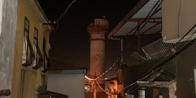İzmir'de 4,9 büyüklüğünde deprem