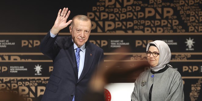 Erdoğan: Türk siyasetine açtığımız temiz sayfayı reformlarla doldurduk