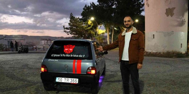 Yok b�yle takas: Hayali olan telefon i�in arac�n� g�zden ��kard�