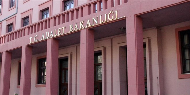 Adalet Bakanl'nda yeni kurulan 'Daire bakanlklar'nn ynetmelii yaymland