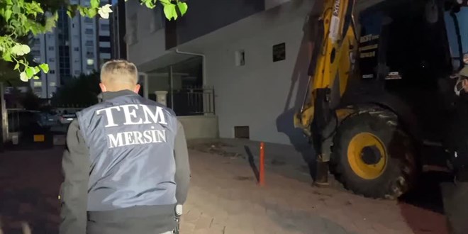 Mersin merkezli 3 ilde 15 FETÖ şüphelisine yönelik operasyon başlatıldı