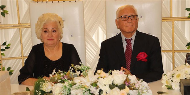 Aşkının peşinden geldi, evlenip huzurevine yerleşti