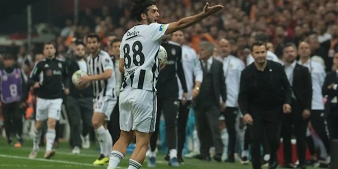 Top toplayıcı çocuk PFDK'lık oldu
