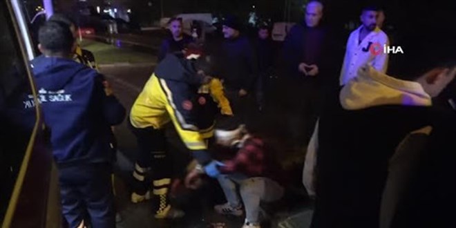 Malatya'da otomobilin ekip aracına çarptığı kazada 2'si polis 4 kişi yaralandı
