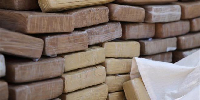 PKK propagandas� yapanlar�n uyu�turucu ba�lant�s� ortaya ��kar�ld�