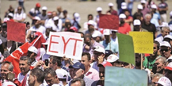 Bteden sonra sra EYT'de: AK Parti Meclis'e yeni bir torba yasa getirecek
