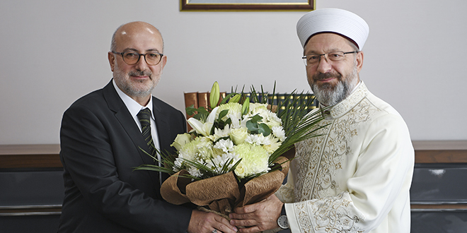 Diyanet Akademisi Başkanı Kaan görevine başladı