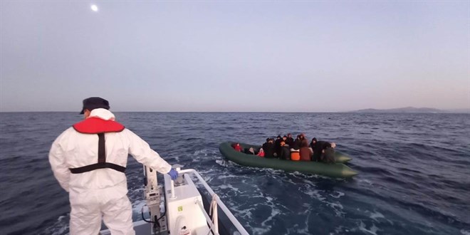 Yine Yunanistan ölüme terk etti, Sahil Güvenlik kurtardı