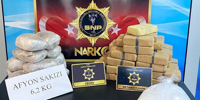 Valizindeki 25 kilo 700 gram uyuturucuyla yakalanan pheli tutukland
