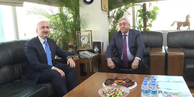 Bakan Karaismailoğlu, TESK Başkanı Palandöken'i ziyaret etti
