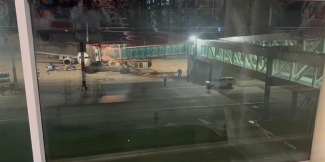 Diyarbakır-Antalya uçağında bomba alarmı