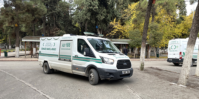 Küçük Hasan ile şehit öğretmenin cenazeleri yakınlarına teslim edildi