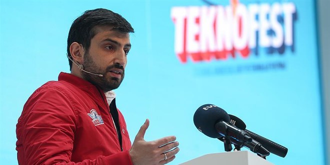 Şehit aileleri ve gazilerden 'Selçuk Bayraktar'a Devlet Övünç Madalyası verilsin' çağrısı