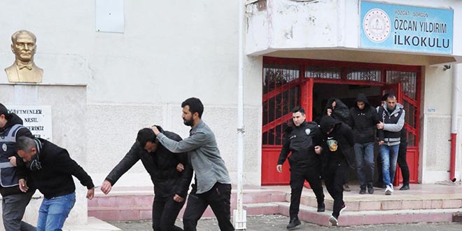 Yozgat'ta sahte kimlikle SRC sınava giren 36 kişi yakalandı