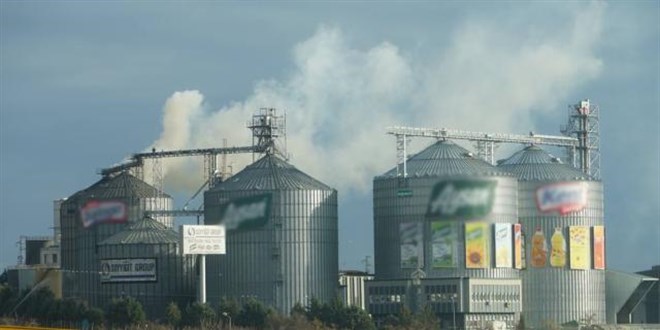 Edirne'de sıvı yağ fabrikasında yangın
