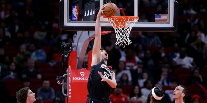Alperen Şengün, NBA'de kariyer rekoru kırdı