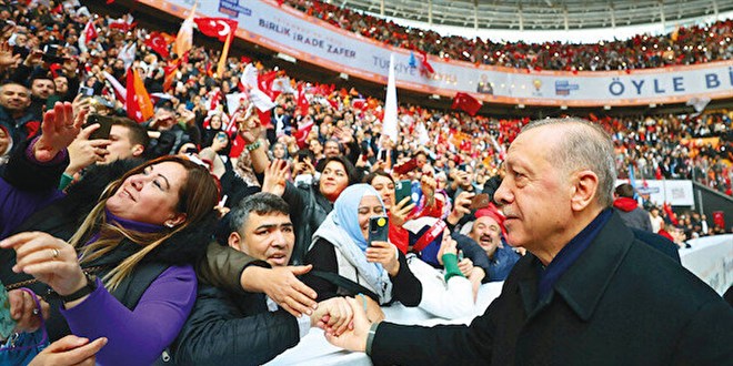 AK Parti seçim startını İstanbul'dan verdi