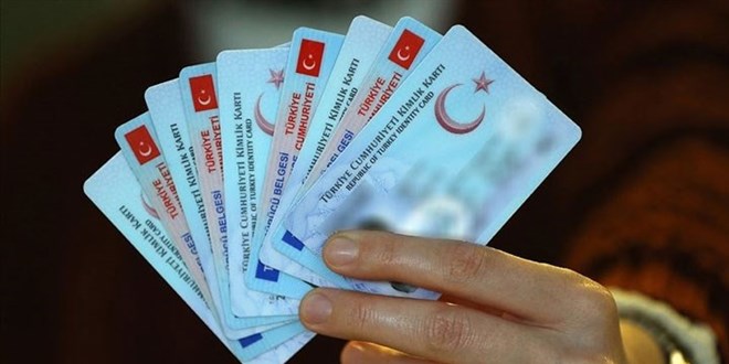 Türkiye nüfusunun yüzde 85'i çipli kimlik kartına geçti
