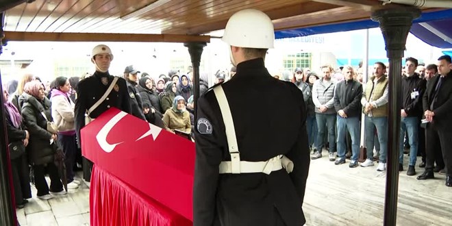28 yaşındaki polis memuru trafik kazasında hayatını kaybetti