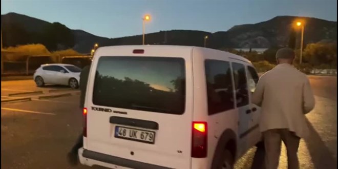 Arkadaşını bıçaklayarak öldüren site güvenlik görevlisi tutuklandı