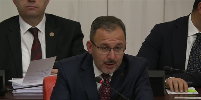 'Cumhuriyet tarihinin rekor başvurusunu aldık, rekor yerleştirmesini yaptık'