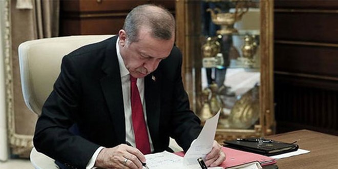 Cumhurbakan Erdoan 9 niversiteye rektr atad