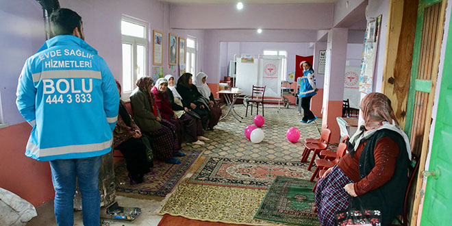 Sağlık personeli hastalıkların erken teşhisi için köy köy dolaşıyor