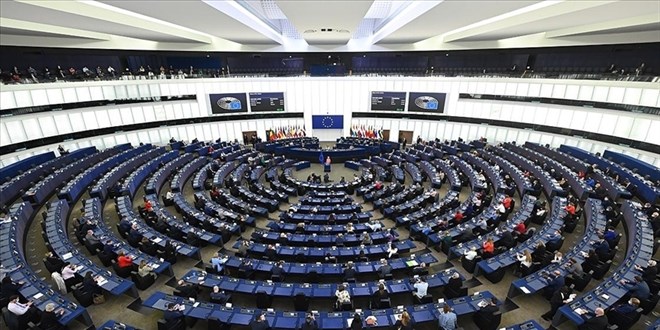 Avrupa Parlamentosu hakkındaki yolsuzluk soruşturması genişliyor