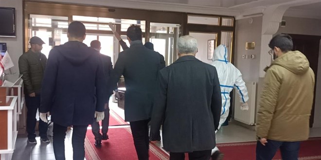 Emekli öğretmen kaldığı öğretmenevindeki odasında ölü bulundu