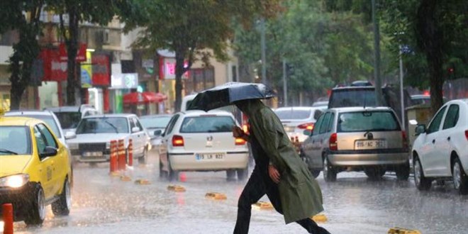 Meteorolojiden Orta Karadeniz için kuvvetli sağanak uyarısı