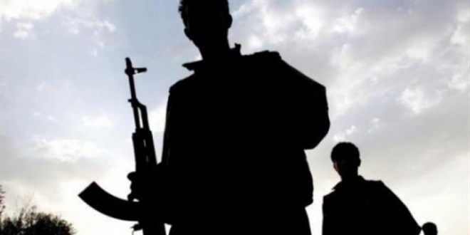 Irak'n kuzeyinden kaan PKK'l 2 terrist hudut karakoluna teslim oldu