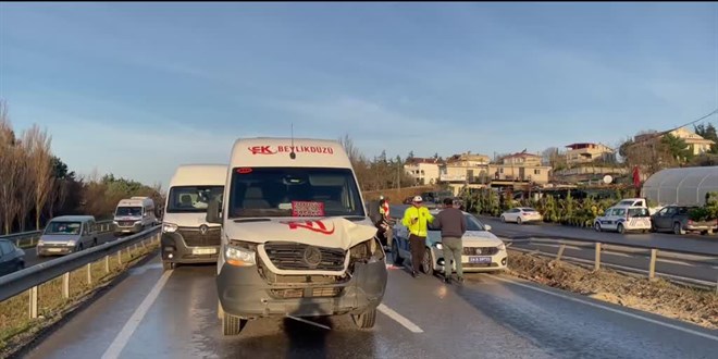 Büyükçekmece'de servis aracının çarptığı genç kız hayatını kaybetti