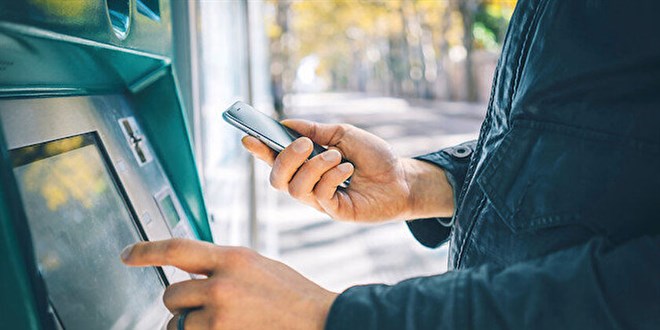 FETÖ'cülere poşetle döviz: ATM'ler üzerinden dağıtıyorlar