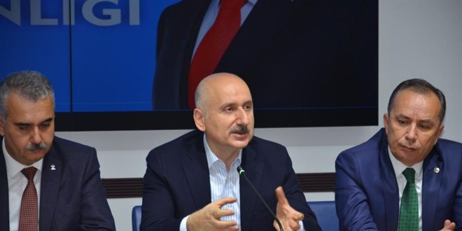 Bakan Karaismailoğlu: Trafik kazaları yüzde 82 azaldı