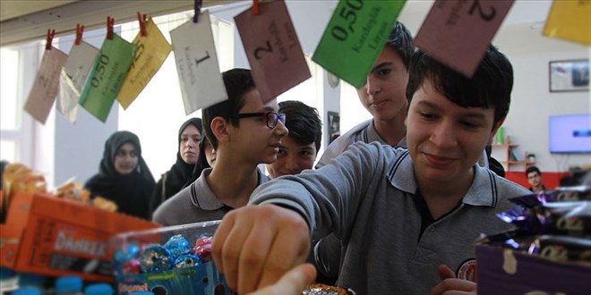 Ankara'da öğrenci başına 330 liralık kantin desteği