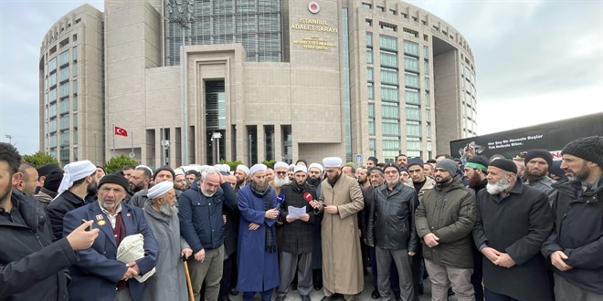 Hz. Muhammed'e hakaret ettiği öne sürülen öğretim görevlisine suç duyurusu