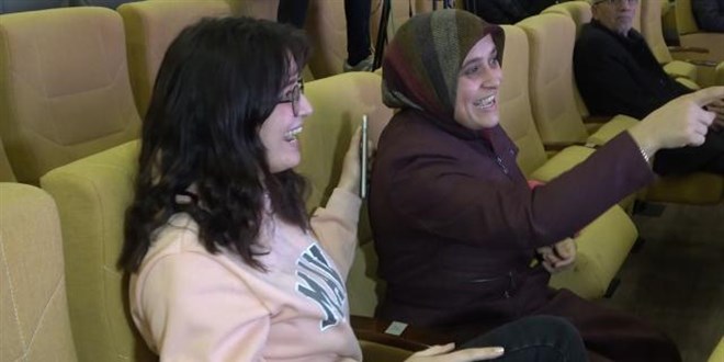 Sosyal konut projesiyle 18 yaşında ev sahibi oldu