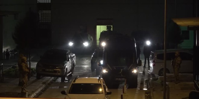 Çorum'da muhtarın silahla vurulmuş halde ölü bulunmasıyla ilgili 4 kişi tutuklandı