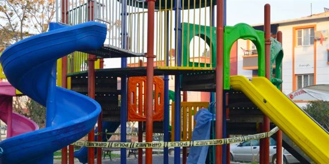 �ocuk park�nda sabah ortaya ��kt�, emniyet ekipleri harekete ge�ti