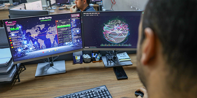 Polisin sanal devriyesine bir yılda 8 bin hesap takıldı