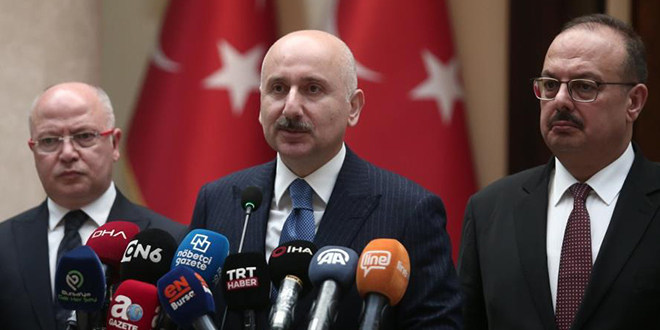 'Hızlı treni 2024 bitmeden Bursa'nın ve Türkiye'nin hizmetine sunacağız'