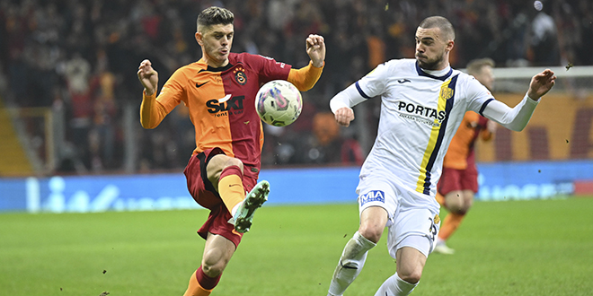Galatasaray, Kadıköy'e lider gidecek