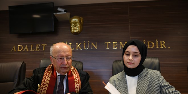 Başsavcı vekili 41 yıllık mesleki tecrübesini hakim ve savcı adaylarına aktarıyor