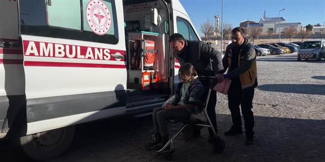 Öğrenci servisi devrildi,1 öğrenci öldü, 14 öğrenci yaralandı