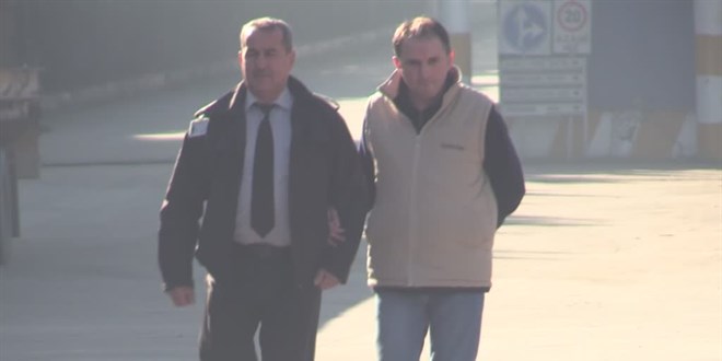 Devletten aldığı engelli aylığından vazgeçti, bir fabrikada santral görevlisi oldu