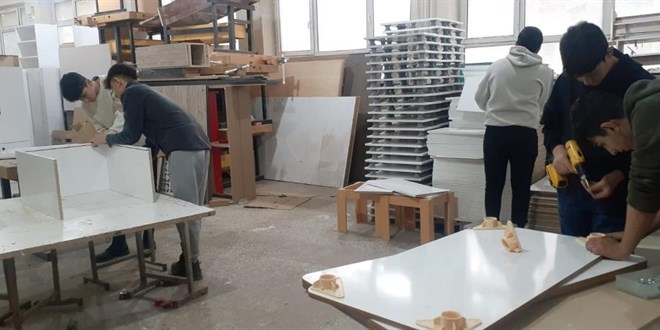 Fabrika gibi okul: 1 yılda 2 milyon 500 bin lira ciro