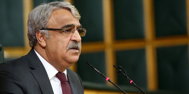 HDP, AYM'ye ba�vurdu: Kapatma davas� se�im sonras�na b�rak�ls�n