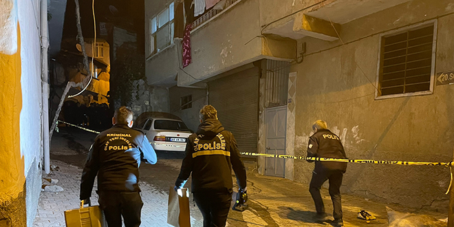 Evde çıkan yangında 3 kardeş hayatını kaybetti