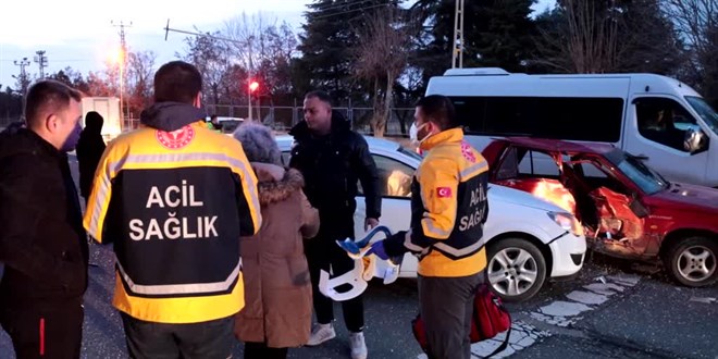 Krklareli'nde trafik kazasnda biri askeri personel 3 kii yaraland